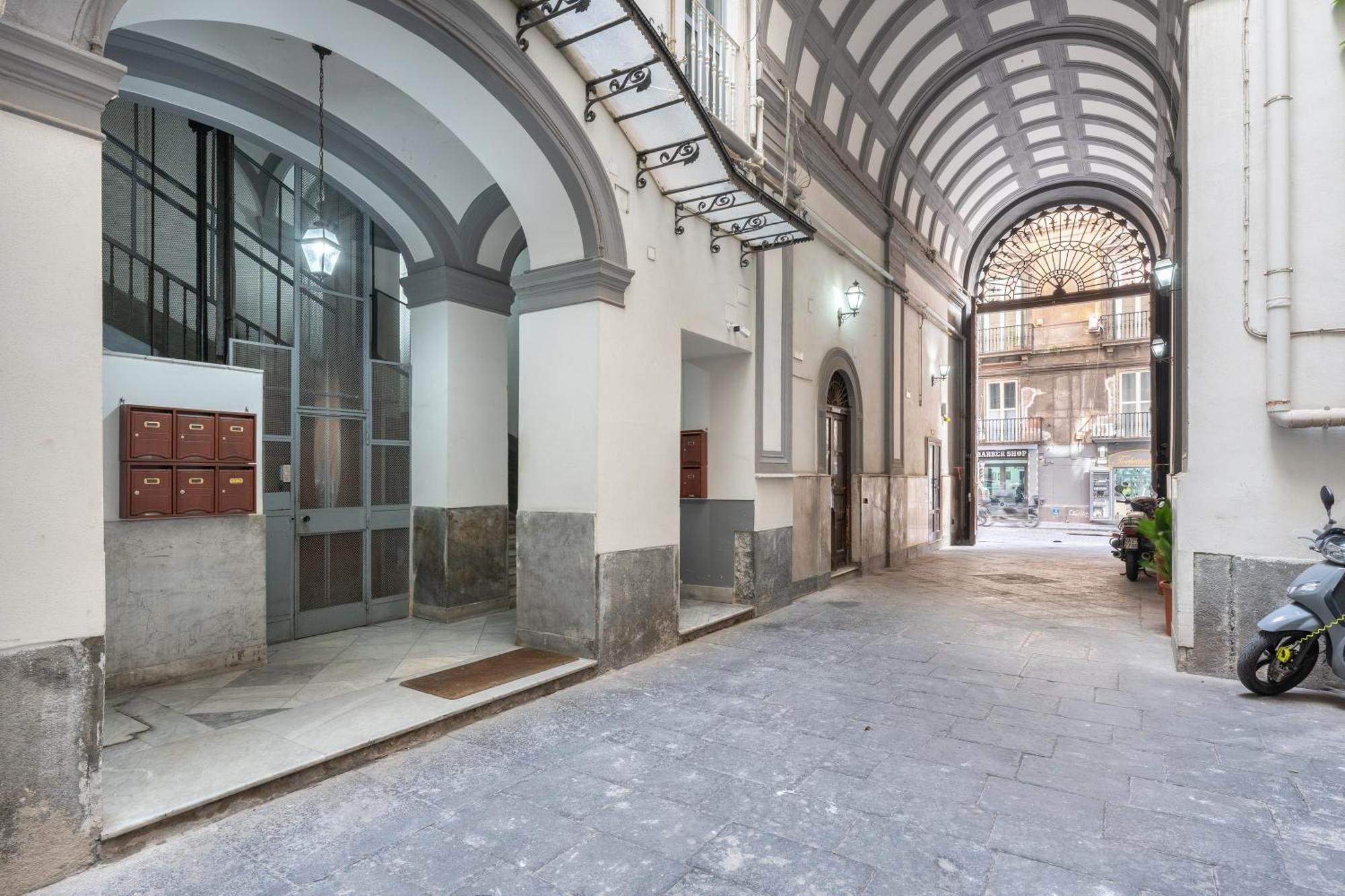 The Prince Residence نابولي المظهر الخارجي الصورة