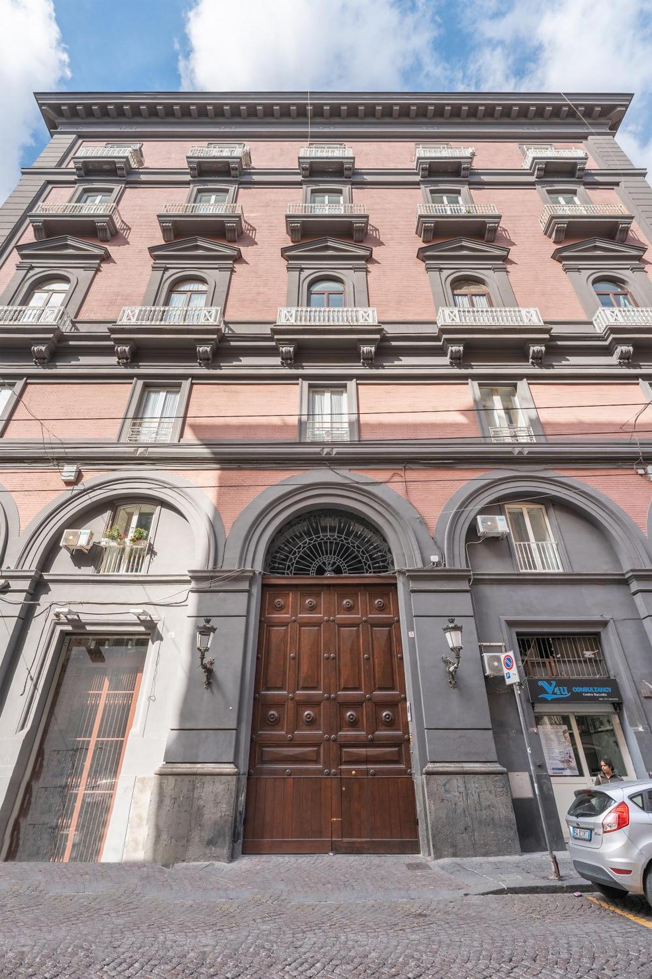The Prince Residence نابولي المظهر الخارجي الصورة